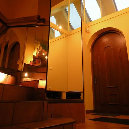Arkady Homestay szállás *