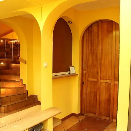 ホームステイ Arkady